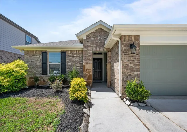 Photo 2 of Single family home for sale at 2114 Boreas, Baytown, TX 77523 | MLS# 11528686 | Listing updated on 2026-07-23