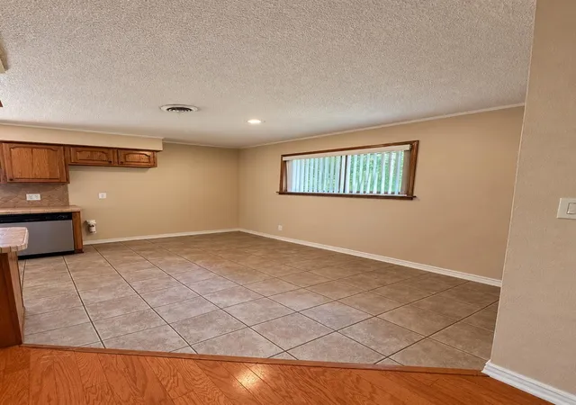 4th image of 2901 Del Monte Ave, Bay City, TX 77414 | MLS# 15878863