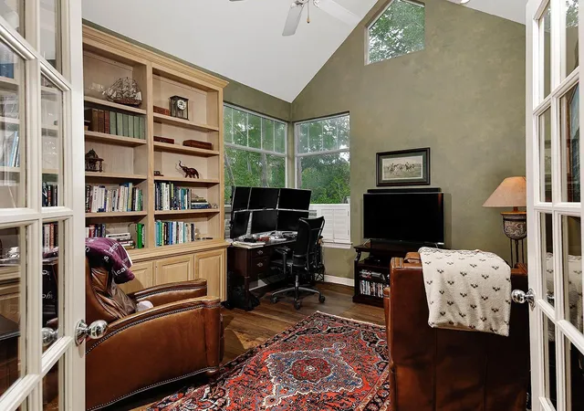 Photo 4 of Single family home for sale at 18 S Slash Pine Park, Spring, TX 77380 | MLS# 43124350 | Listing updated on 2026-07-18