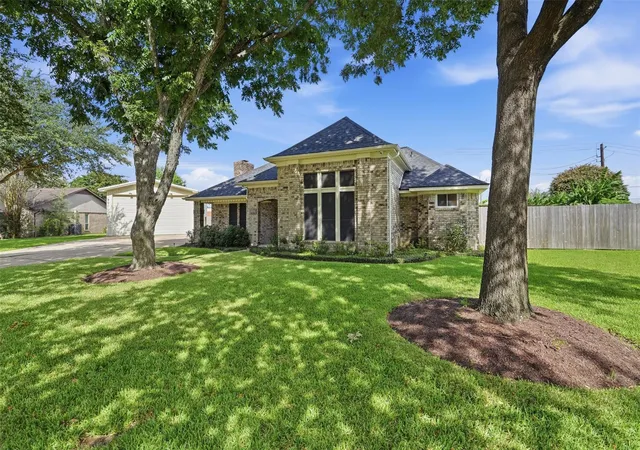 1st image of 3102 Oaken Ln, La Porte, TX 77571 | MLS# 43095179