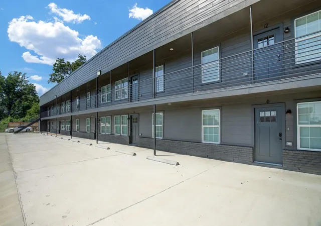 Photo 2 of Multi family home for sale at 3448 Elgin St, Houston, TX 77004 | MLS# 13493889 | Listing updated on 2026-07-23