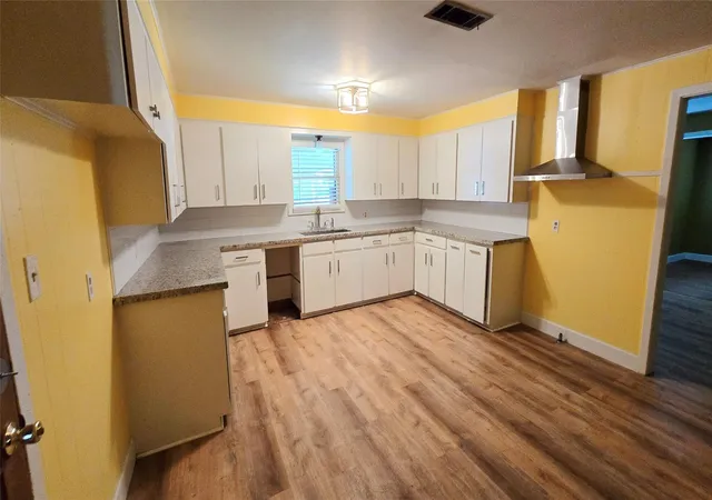 2nd image of 1700 Marilyn St, Rosenberg, TX 77471 | MLS# 50223913