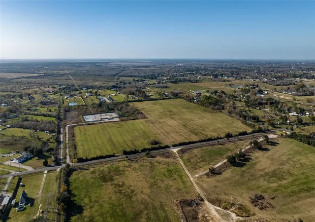 2nd image of 04 04 Avenue T, Santa Fe, TX 77510 | MLS# 80798047