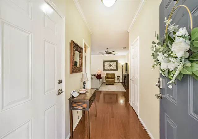 2nd image of 1430 W 24th St, Houston, TX 77008 | MLS# 69698987