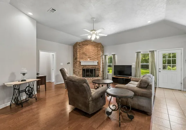 5th image of 20227 Kentucky Trace, Hockley, TX 77447 | MLS# 33977821