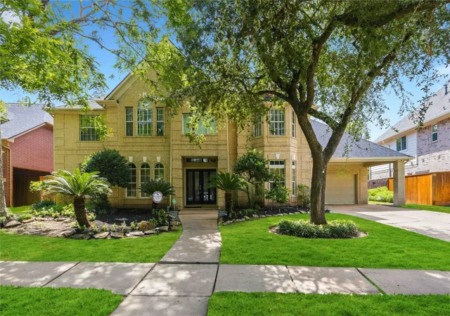 45th image of 7610 Guinevere Dr, Sugar Land, TX 77479 | MLS# 64555570