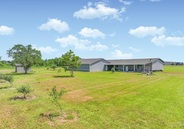 Photo 4 of Single family home for sale at 14515 Fm 523, Angleton, TX 77515 | MLS# 85654518 | Listing updated on 2026-07-01