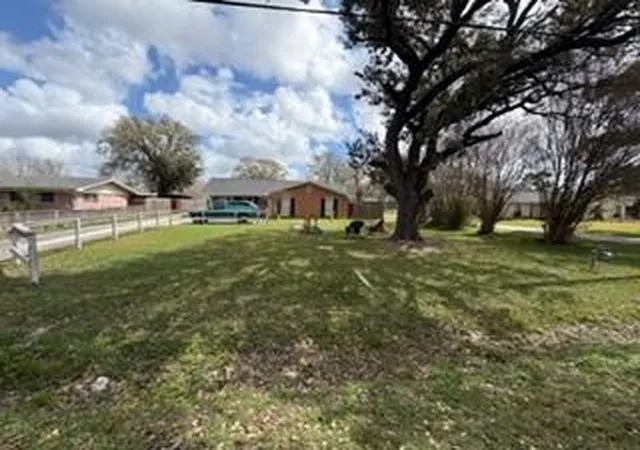 Photo 1 of Single family home for sale at 9727 Radio St, Houston, TX 77075 | MLS# 58542484 | Listing updated on 2026-08-22