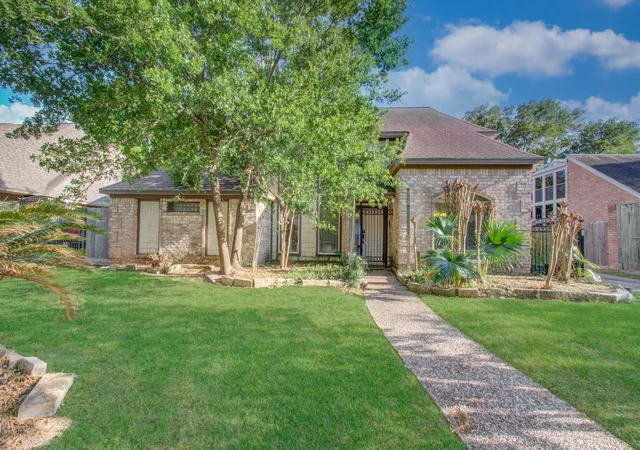 1st image of 11427 Highgrove Dr, Houston, TX 77077 | MLS# 5845207