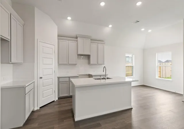 3rd image of 19722 Cape Greco Dr, Tomball, TX 77377 | MLS# 35746238