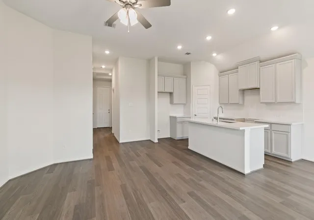 4th image of 19722 Cape Greco Dr, Tomball, TX 77377 | MLS# 35746238