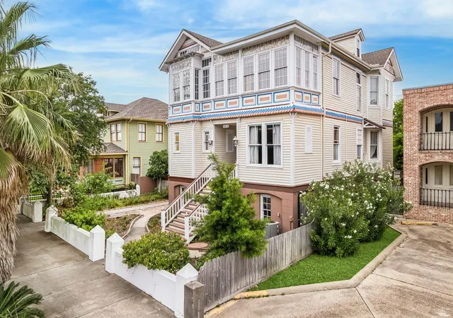 1st image of 1818 Broadway St, Galveston, TX 77550 | MLS# 16130797