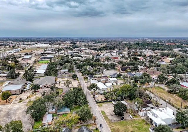 13th image of 1505 East Ave, Katy, TX 77493 | MLS# 55854464