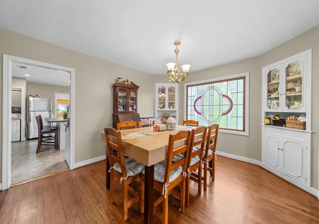 4th image of 202 Sweed St, Brenham, TX 77833 | MLS# 93369016