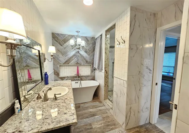 Condominium at 9009 Richmond Ave #619, Houston, TX 77063 | MLS# 12230455 | | Sold on 2024-12-27