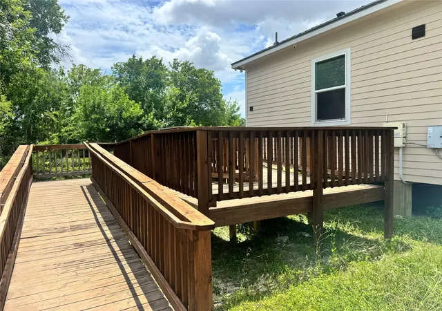 13th image of 1335 Nashville Ave, Port Arthur, TX 77640 | MLS# 38245058