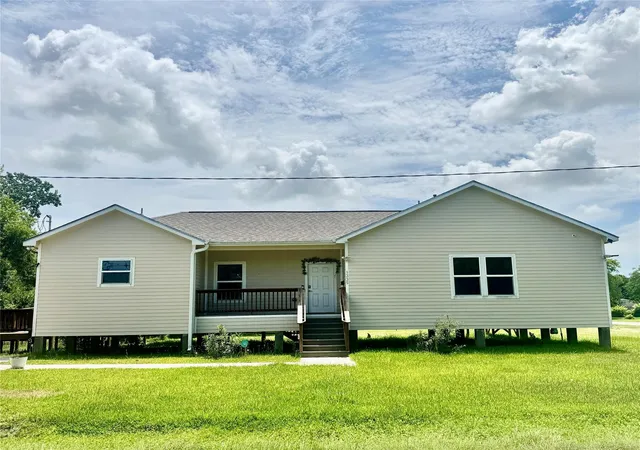 1st image of 1335 Nashville Ave, Port Arthur, TX 77640 | MLS# 38245058