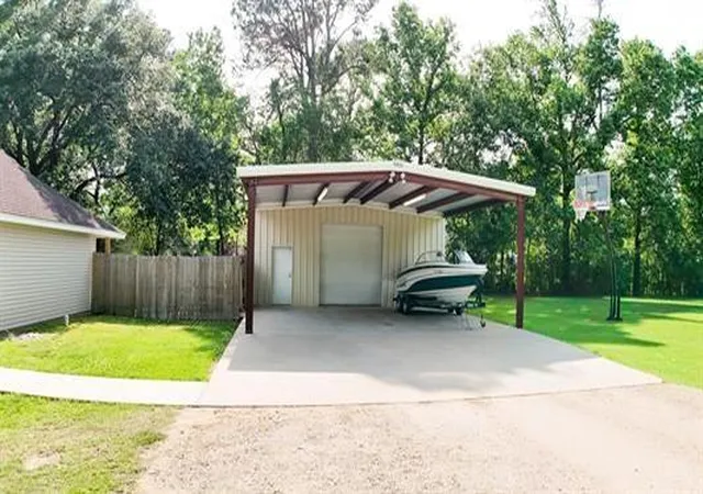 Homes for sale in Buna, TX | 180 County Road 839, Buna, TX 77612 | MLS# 18325528