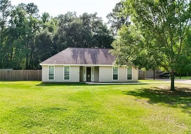 Homes for sale in Buna, TX | 180 County Road 839, Buna, TX 77612 | MLS# 18325528