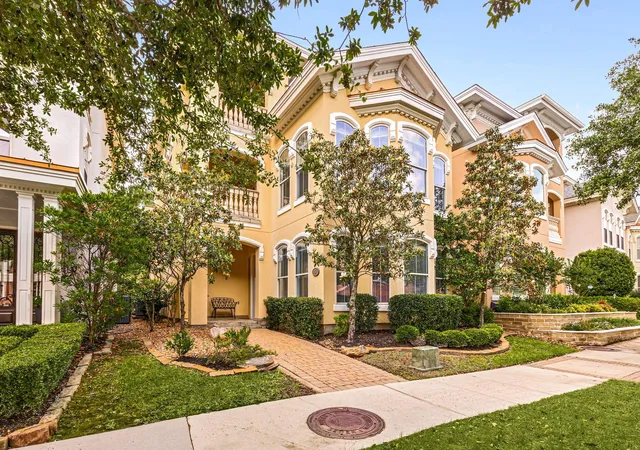 Photo 4 of Single family home for sale at 39 Olmstead Row, Spring, TX 77380 | MLS# 19133148 | Listing updated on 2026-09-05
