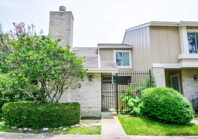 Photo 1 of Townhouse for sale at 2321 Crescent Park Dr #276, Houston, TX 77077 | MLS# 68889533 | Listing updated on 2026-08-21