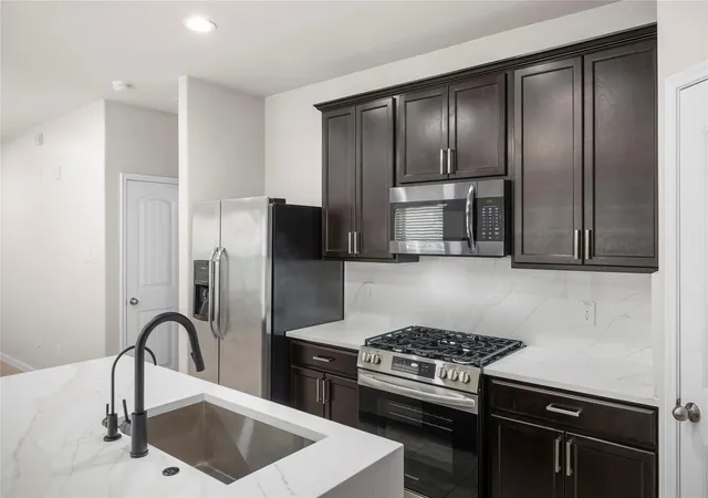 5th image of 12112 City Trek Ln, Houston, TX 77047 | MLS# 14174266