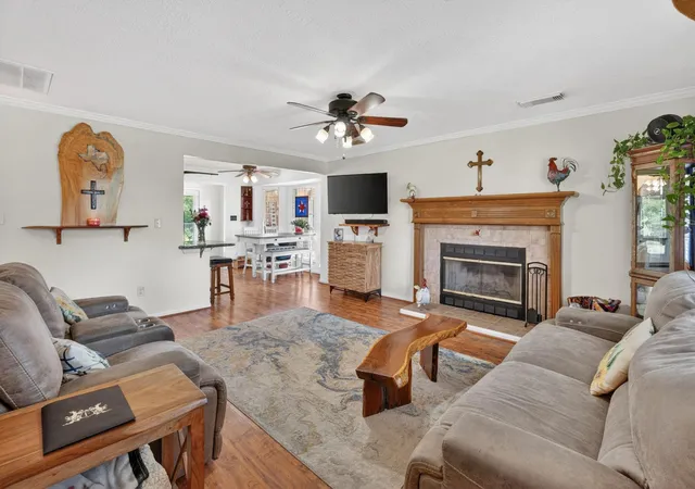 4th image of 226 Crest Ln, Onalaska, TX 77360 | MLS# 16121100