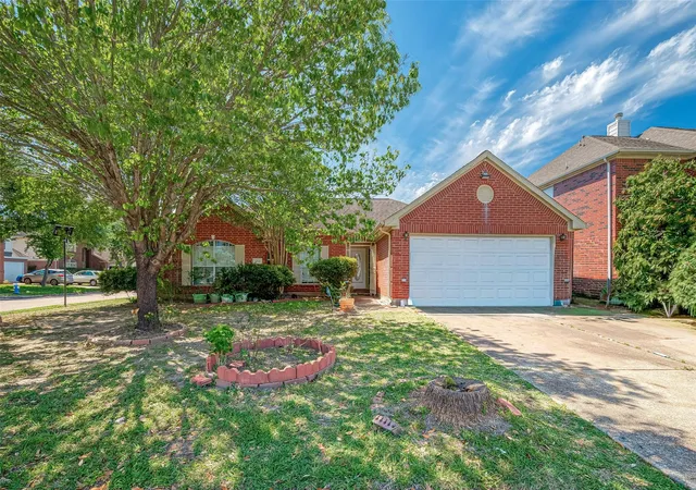 Photo 1 of Single family home for sale at 8918 Rustling Leaves Rd, Houston, TX 77083 | MLS# 47923062 | Listing updated on 2026-08-25