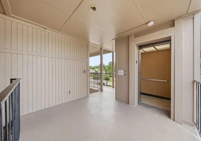 5th image of 15575 Marina Dr #317C, Montgomery, TX 77356 | MLS# 52393147