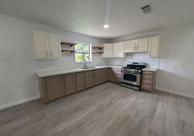 Photo 1 of Single family home for sale at 306 Allendale Rd, Pasadena, TX 77502 | MLS# 5112321 | Listing updated on 2026-08-29