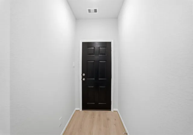 5th image of 768 Red Mulberry St, La Marque, TX 77568 | MLS# 7876675