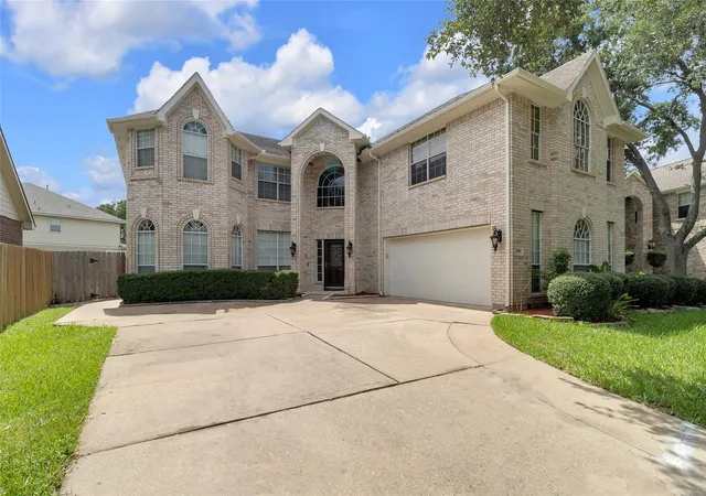 1st image of 10910 Coldwater Bridge Ct, Sugar Land, TX 77498 | MLS# 26972959