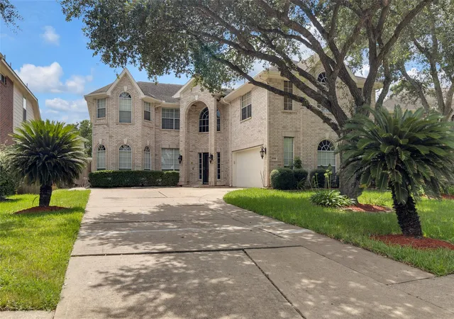 2nd image of 10910 Coldwater Bridge Ct, Sugar Land, TX 77498 | MLS# 26972959