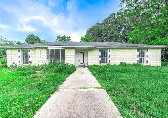 1st image of 2719 Fm 524, Sweeny, TX 77480 | MLS# 55408756
