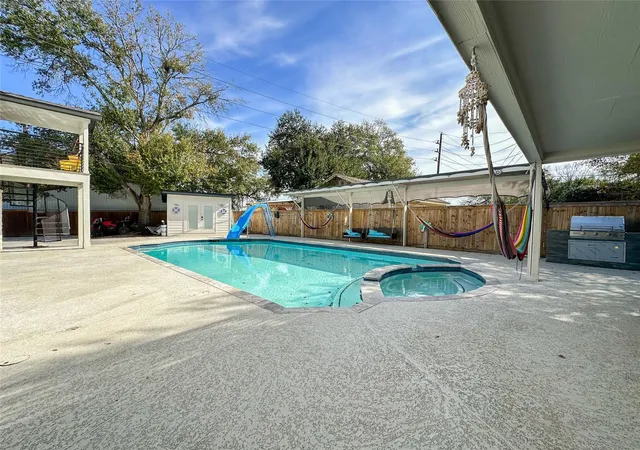 4th image of 19310 Enchanted Oaks Dr, Spring, TX 77388 | MLS# 70353192