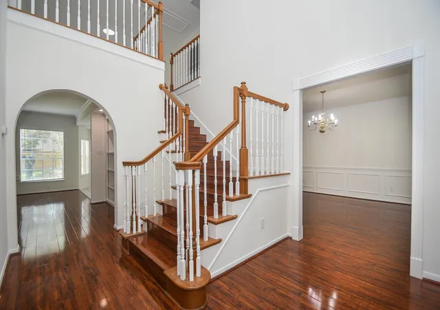 3rd image of 16907 Colony Terrace Dr, Sugar Land, TX 77479 | MLS# 72222305