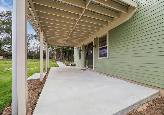 4th image of 1799 Lilley Yeager Loop S, Cleveland, TX 77328 | MLS# 70366831
