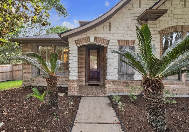 Photo 3 of Single family home for sale at 5923 Scarlett Bay Ct, Katy, TX 77450 | MLS# 66980365 | Listing updated on 2026-08-23