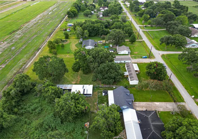 Photo 3 of Sale Pending at 14330 Green Acres St, Crosby, TX 77532 | MLS# 14380169 | Listing updated on 2026-09-09
