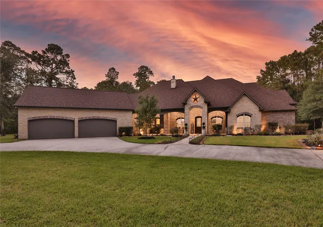 Photo 4 of Single family home for sale at 24015 Pack Saddle Trl, New Caney, TX 77357 | MLS# 91915352 | Listing updated on 2026-10-09