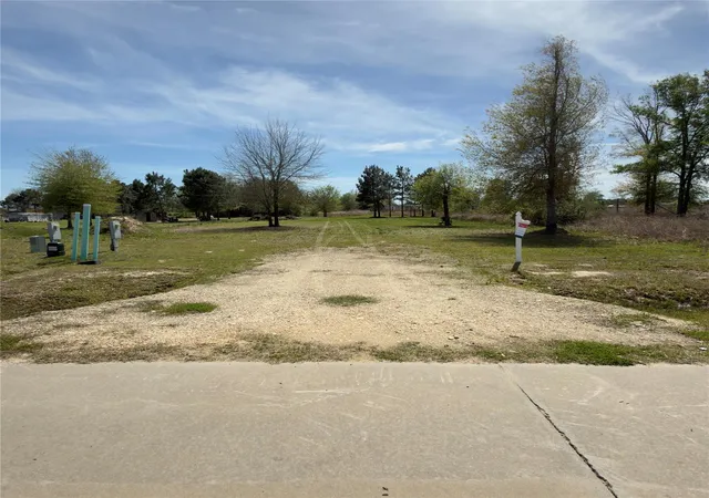 5th image of 445 Road 5242, Cleveland, TX 77327 | MLS# 43273814