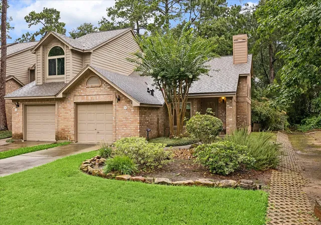 Homes for sale in The Woodlands, TX | 46 Lakeridge Dr, The Woodlands, TX 77381 | MLS# 19101383