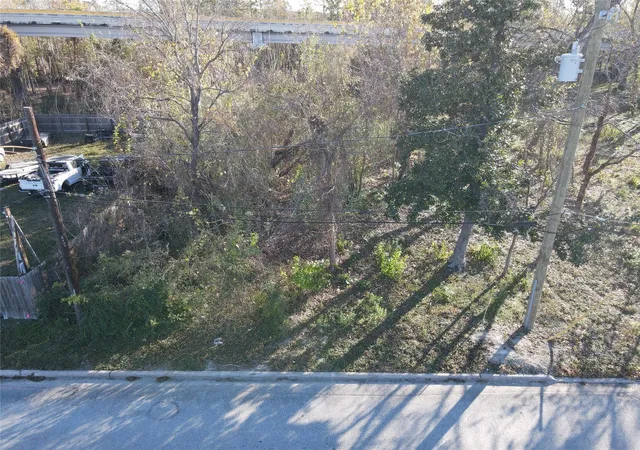 3rd image of 5016 Neches St, Houston, TX 77026 | MLS# 31550187