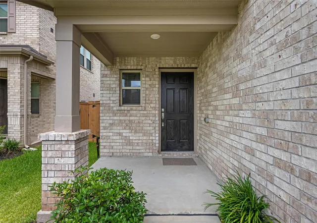 2nd image of 2873 Shimmer Edge Dr, Katy, TX 77493 | MLS# 42445933