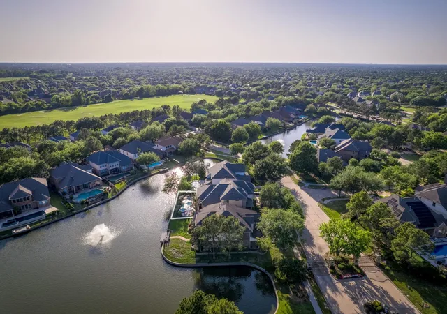 Photo 3 of Single family home for sale at 8411 Middle Cyn Rd, Katy, TX 77494 | MLS# 83870977 | Listing updated on 2026-09-19