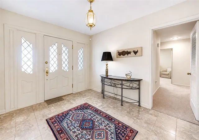 3rd image of 5107 Queensloch, Houston, TX 77096 | MLS# 44620955