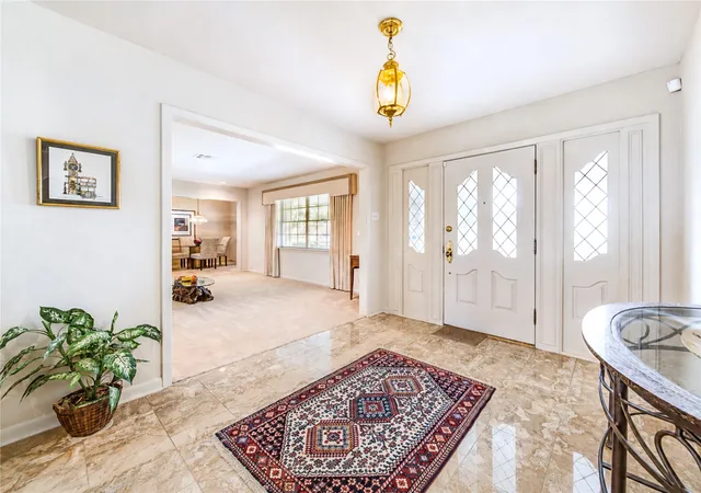 4th image of 5107 Queensloch, Houston, TX 77096 | MLS# 44620955
