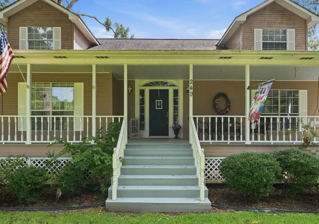 2nd image of 249 Lakeshore Dr, Cleveland, TX 77327 | MLS# 74287805