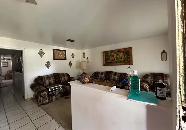 2nd image of 6215 Tiffany Dr, Houston, TX 77085 | MLS# 83736057
