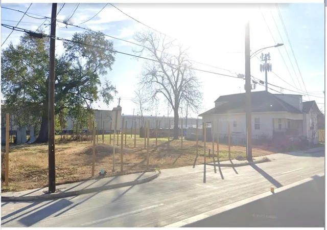 4th image of 1612 Elysian St, Houston, TX 77026 | MLS# 65613972
